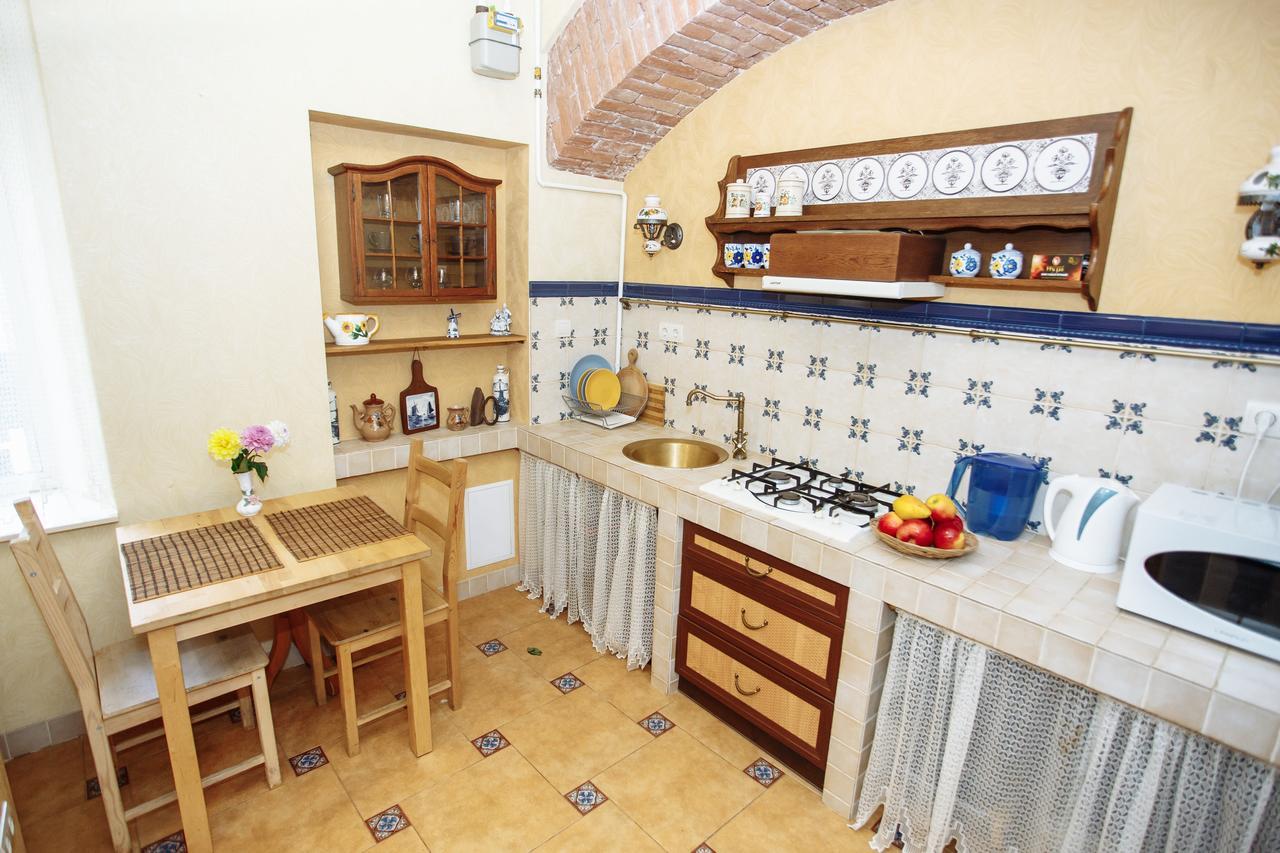 Halytska Apartment Lviv Ngoại thất bức ảnh
